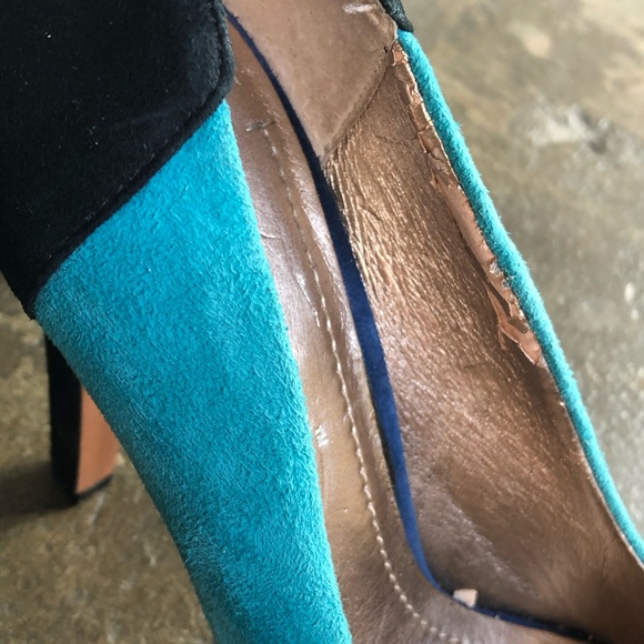 Multi colored pumps - Picture 5 of 5